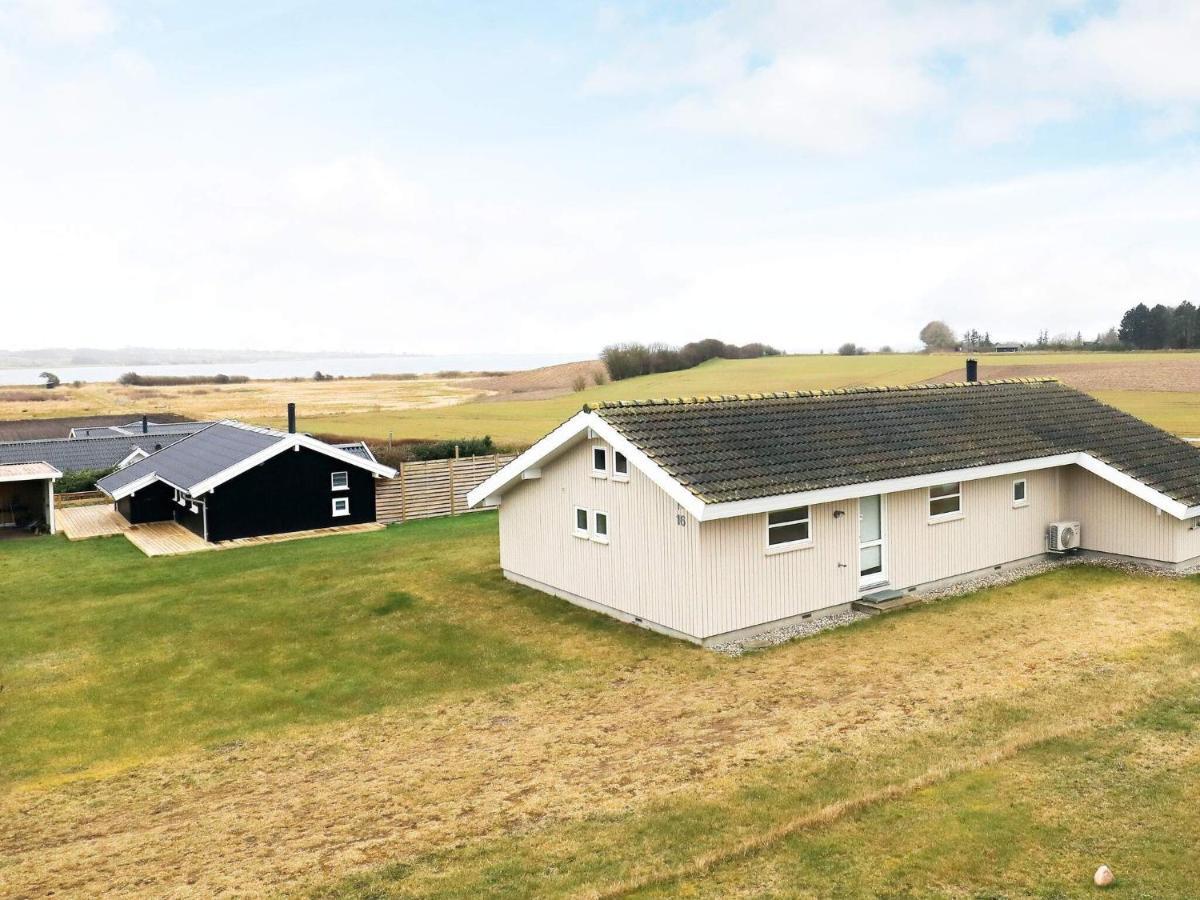 9 Person Holiday Home In Millinge Eksteriør bilde